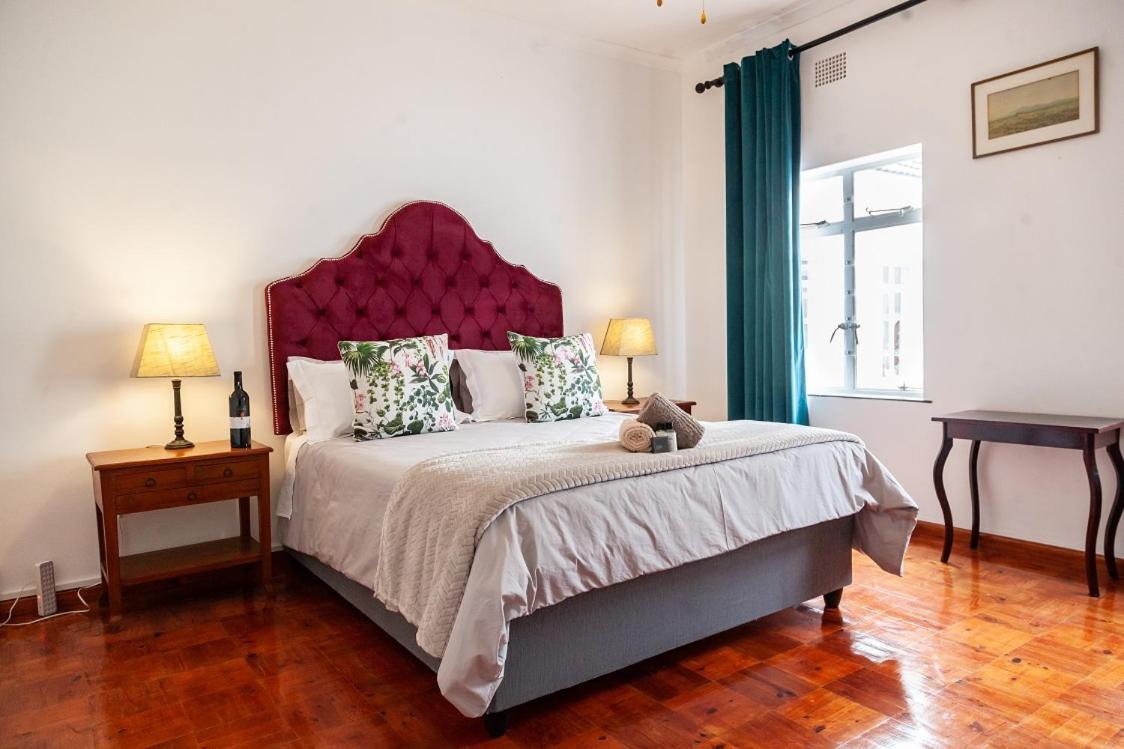 Bed and Breakfast Ayama Wine Farm - Manor House Веллингтон Экстерьер фото